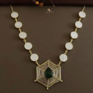 Gargia Handmade Neckpiece Green